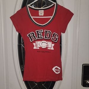 EUC MLB Baseball Women’s Small Genuine Merchandise Cinncinnati Reds Shirt